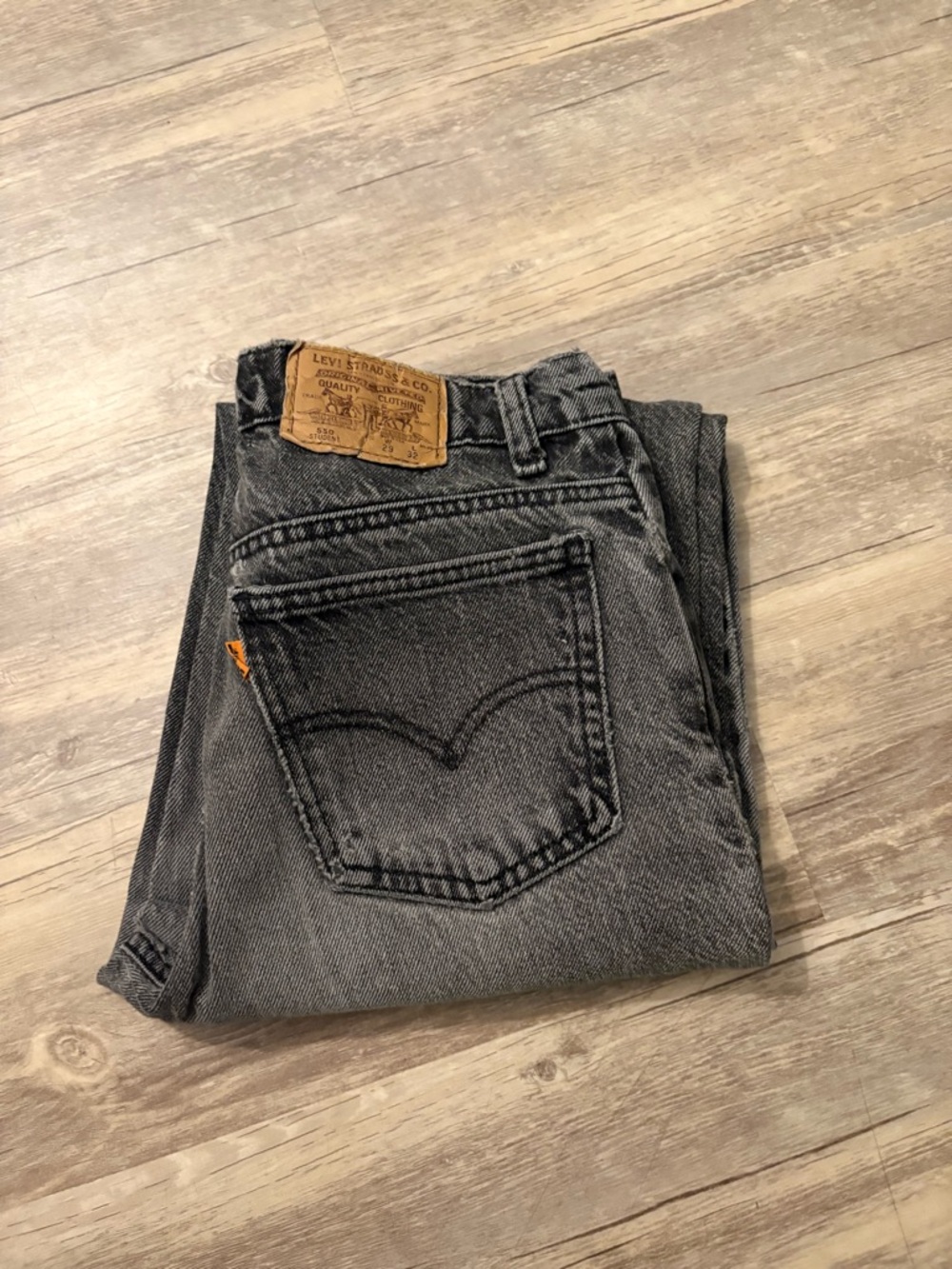 Levi's Black Denim Jeans - Classic Straight Fit